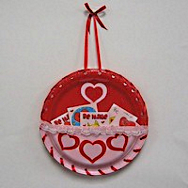 Easy valentine card holder for kids to make.