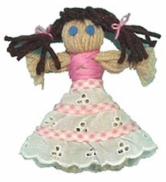 Simple doll made from yarn