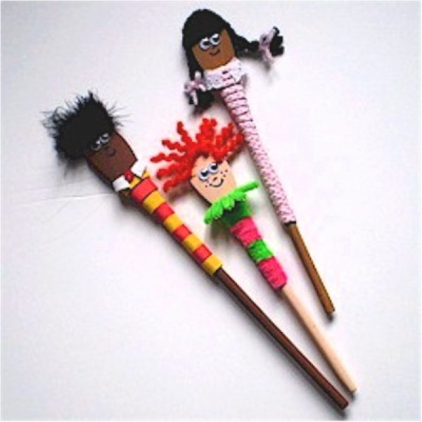 Puppets made from wooden spoons.