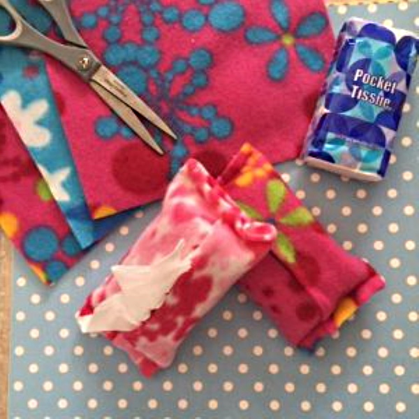 Fleece Tissue Holder