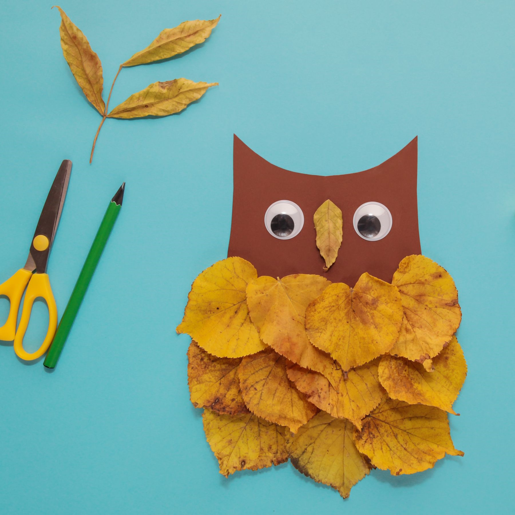 Owl craft made with fall leaves