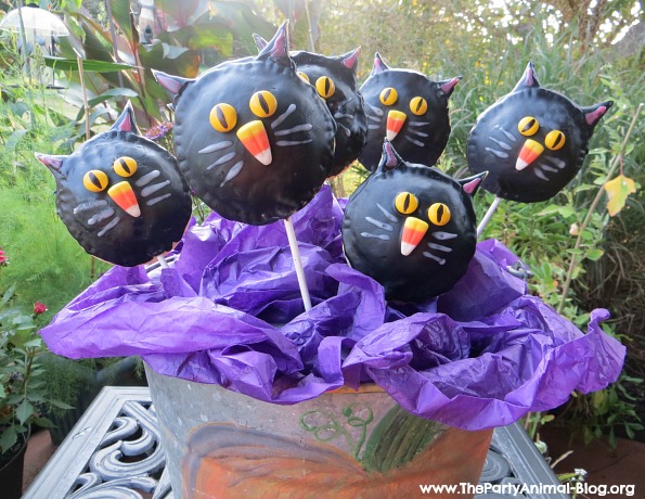 Black Cat Cookie Pie Pops