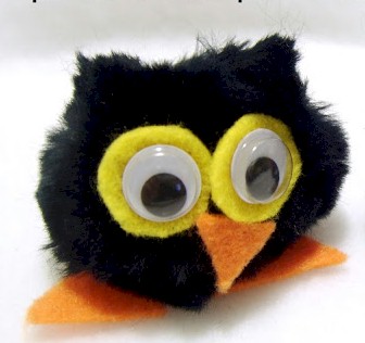Easy pom pom owl for kids to make