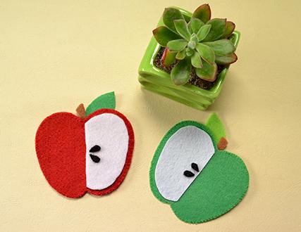 Easy Felt Apple Embellishments