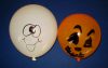 Fun way to decorate with balloons for Halloween
