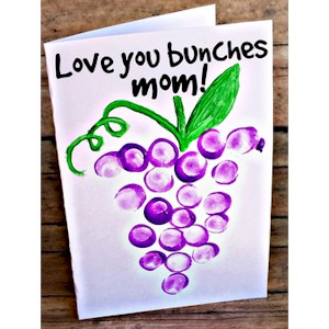 Mom’s Love You Bunches Card