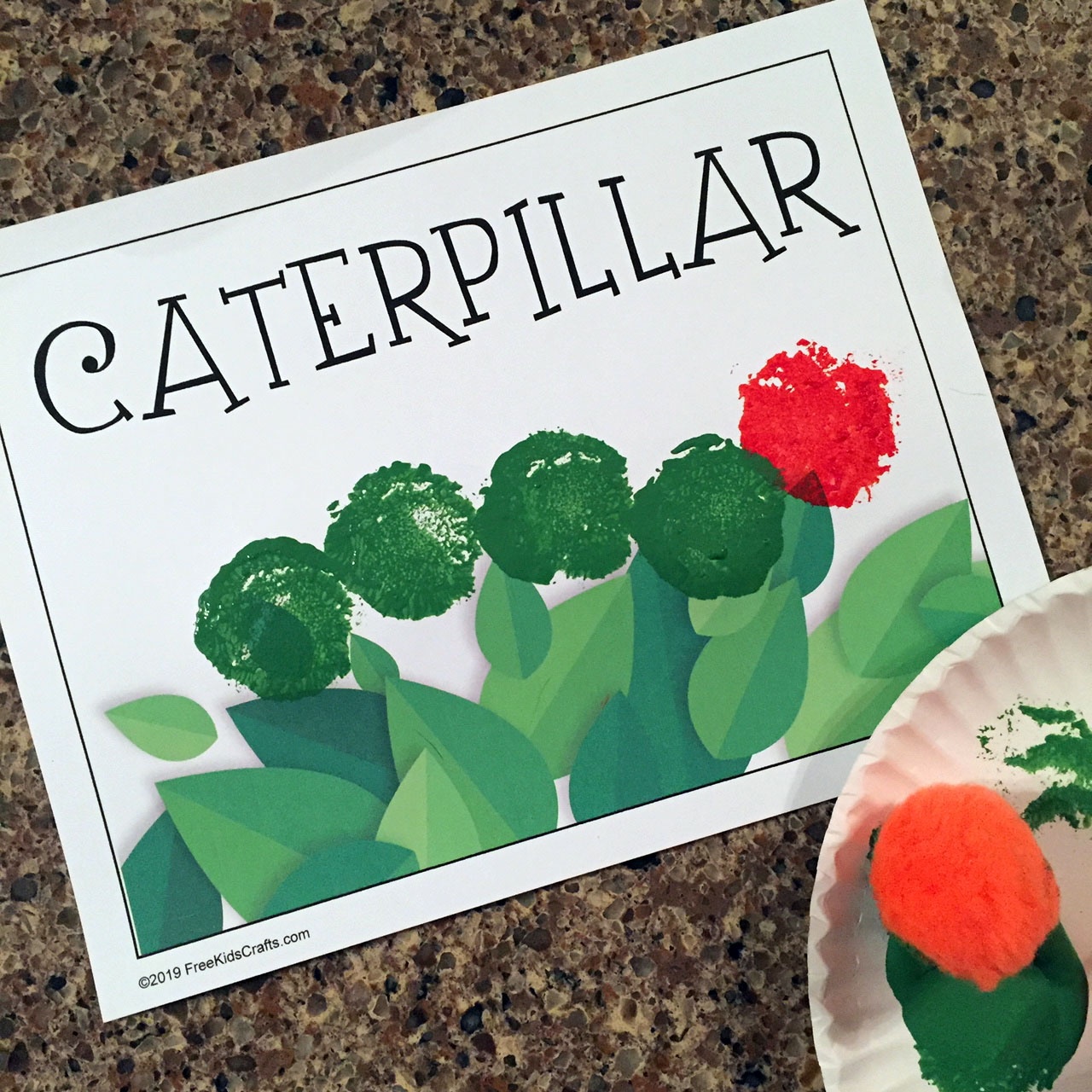 Easy pompom caterpillar craft for preschoolers