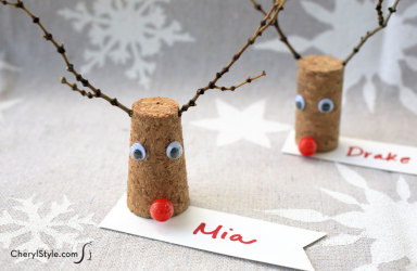 Wine Cork Reindeer Place Cards