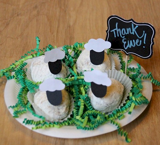 Thank “Ewe” Donut Treats