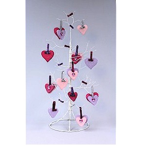 make a Valentine Heart Tree