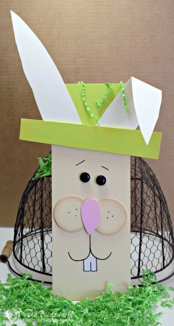 Wooden Easter Bunny Decoration